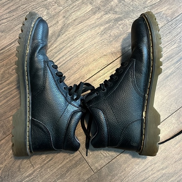 Dr Martens Black Low Lace Up Boots Size 11 - Picture 3 of 10